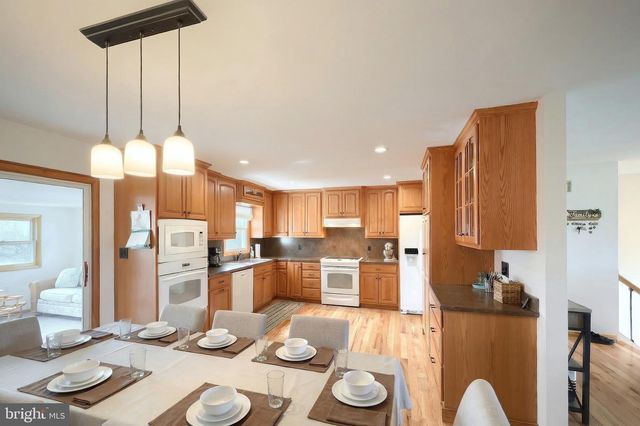 1766 BALTIMORE RD, York Springs, PA 17372