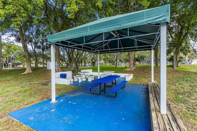 2307 S Cypress Bend Dr 106, Pompano Beach, FL 33069