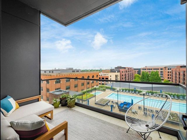 250 W Spring Street, 713, Columbus, OH 43215