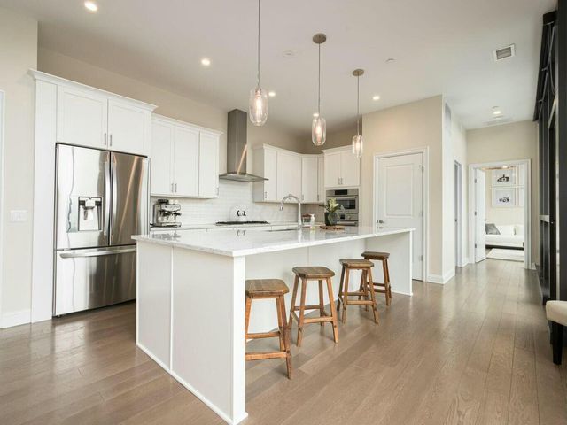 250 W Spring Street, 713, Columbus, OH 43215