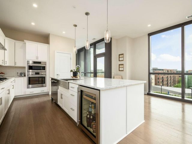 250 W Spring Street, 713, Columbus, OH 43215