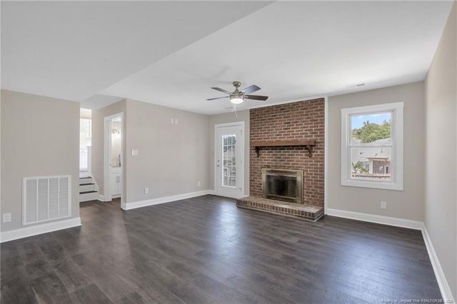 6102 Lakeway Drive, Fayetteville, NC 28306