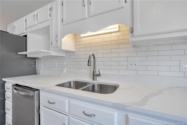 6102 Lakeway Drive, Fayetteville, NC 28306