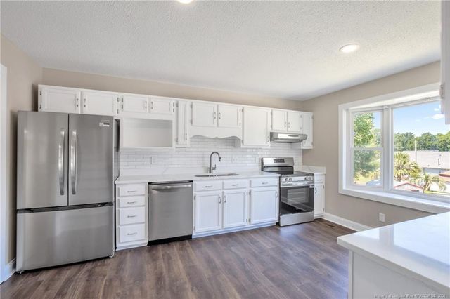 6102 Lakeway Drive, Fayetteville, NC 28306