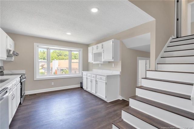 6102 Lakeway Drive, Fayetteville, NC 28306