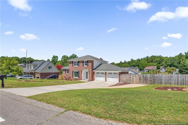 6102 Lakeway Drive, Fayetteville, NC 28306