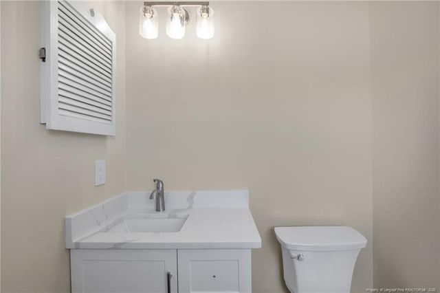 6102 Lakeway Drive, Fayetteville, NC 28306