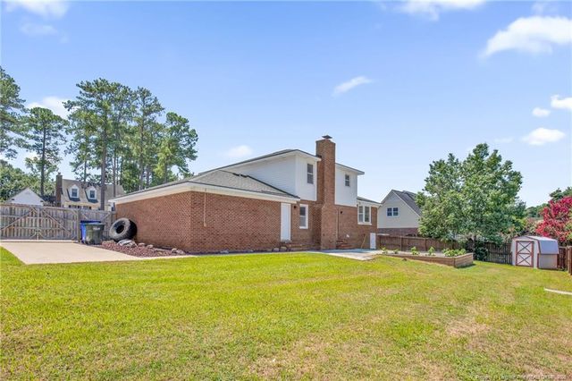 6102 Lakeway Drive, Fayetteville, NC 28306