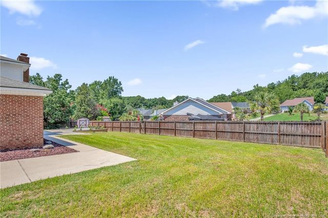 6102 Lakeway Drive, Fayetteville, NC 28306