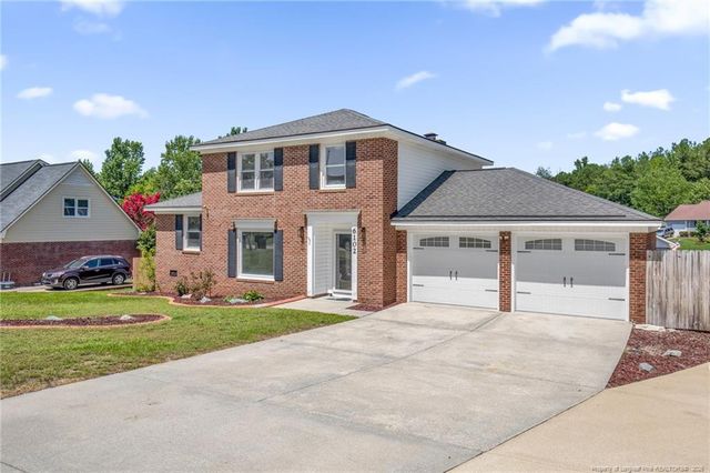 6102 Lakeway Drive, Fayetteville, NC 28306