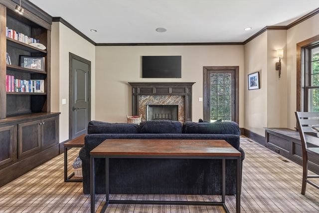 226 Cochituate Rd, Wayland, MA 01778