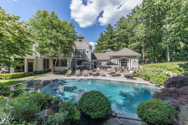 226 Cochituate Rd, Wayland, MA 01778