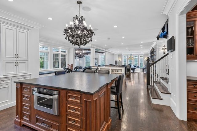 226 Cochituate Rd, Wayland, MA 01778