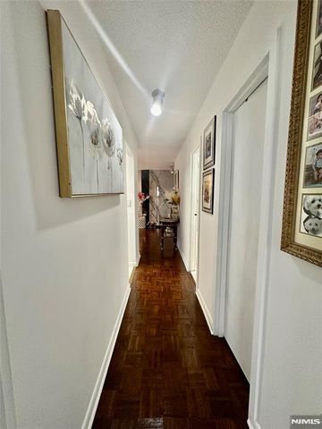 160 Overlook Avenue 2D, Hackensack, NJ 07601