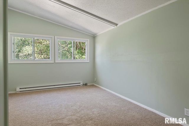 17279 RIVER VIEW Road, Petersburg, IL 62675