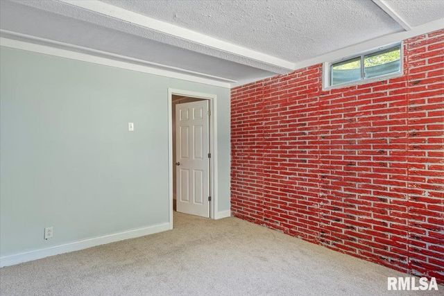 17279 RIVER VIEW Road, Petersburg, IL 62675