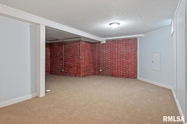 17279 RIVER VIEW Road, Petersburg, IL 62675