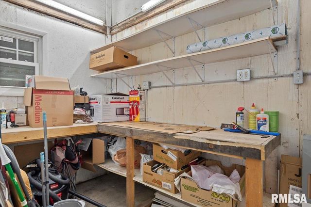 17279 RIVER VIEW Road, Petersburg, IL 62675