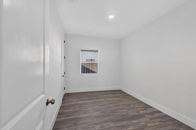 2800 Del Paso Blvd, Sacramento, CA 95815