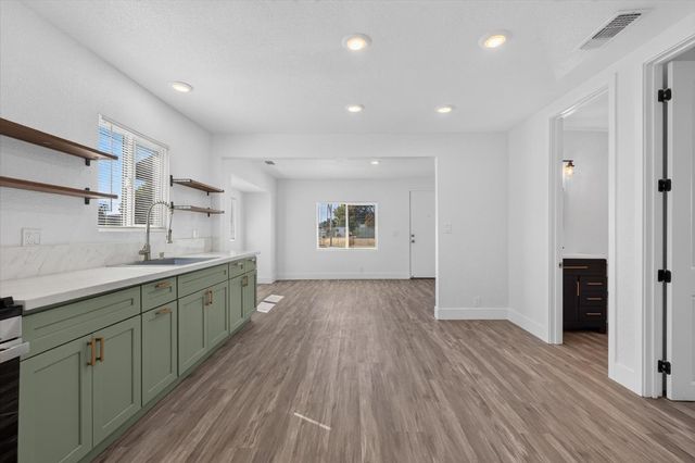 2800 Del Paso Blvd, Sacramento, CA 95815