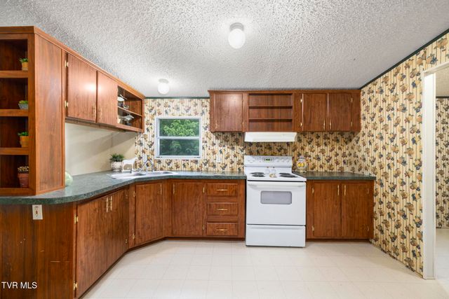 443 Crystal View Street, Kingsport, TN 37660