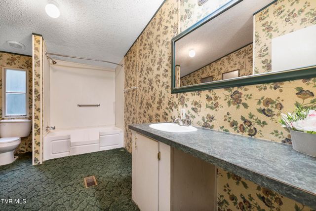 443 Crystal View Street, Kingsport, TN 37660