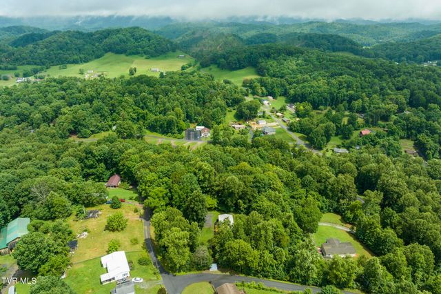443 Crystal View Street, Kingsport, TN 37660