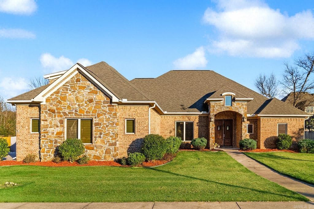 9012 Naples Cove, Benton, AR 72019