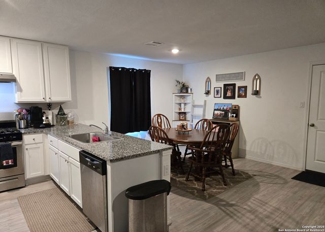 2815 Millikan Dr., Converse, TX 78109