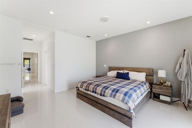 3407 Day Ave 3407, Miami, FL 33133