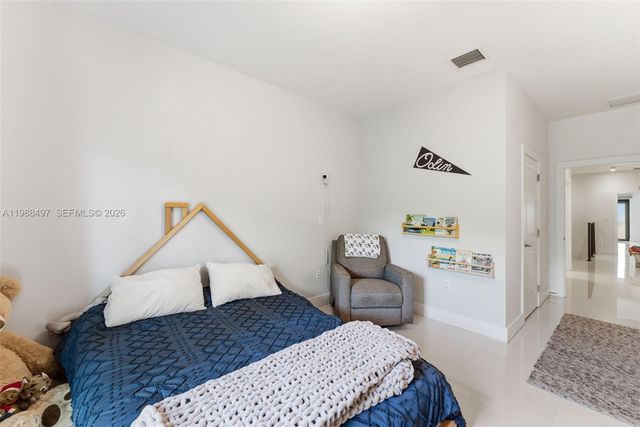 3407 Day Ave 3407, Miami, FL 33133