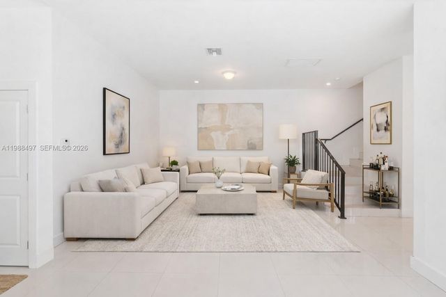 3407 Day Ave 3407, Miami, FL 33133