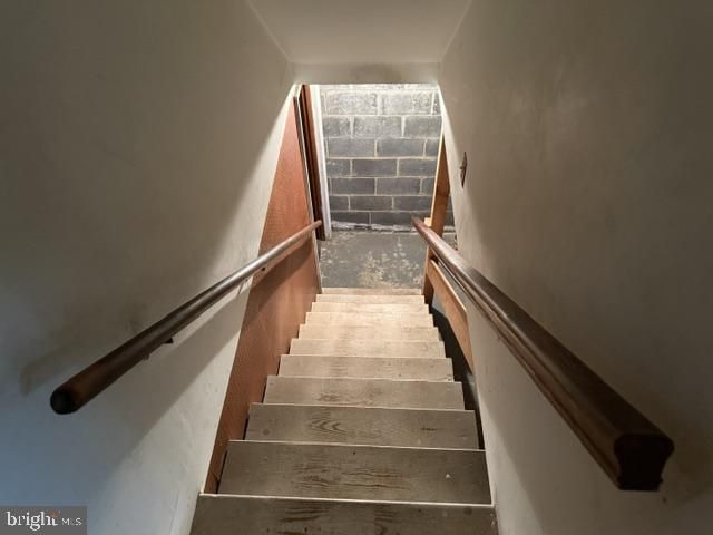 405 2ND ST, Hainesport, NJ 08036