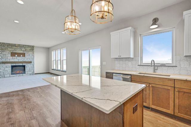 1416 Partridge Lane, Waterloo, IA 50701