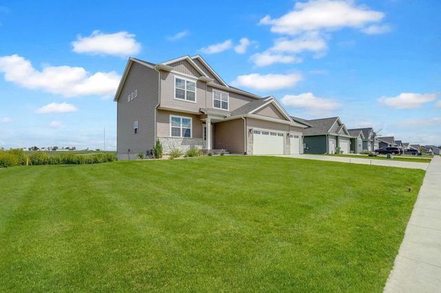 1416 Partridge Lane, Waterloo, IA 50701