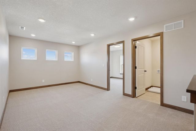 1416 Partridge Lane, Waterloo, IA 50701