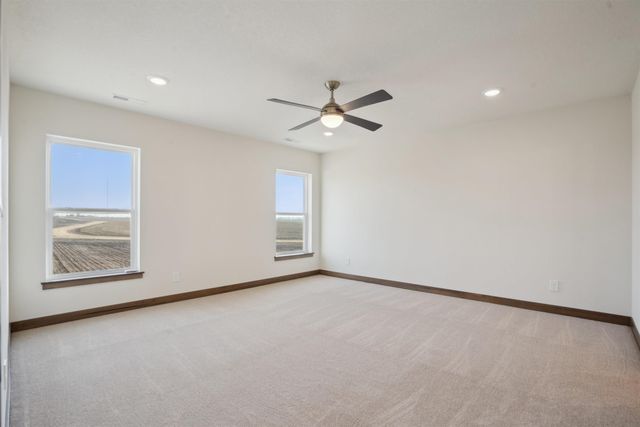 1416 Partridge Lane, Waterloo, IA 50701