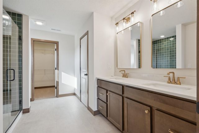 1416 Partridge Lane, Waterloo, IA 50701