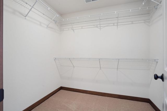 1416 Partridge Lane, Waterloo, IA 50701