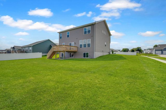 1416 Partridge Lane, Waterloo, IA 50701
