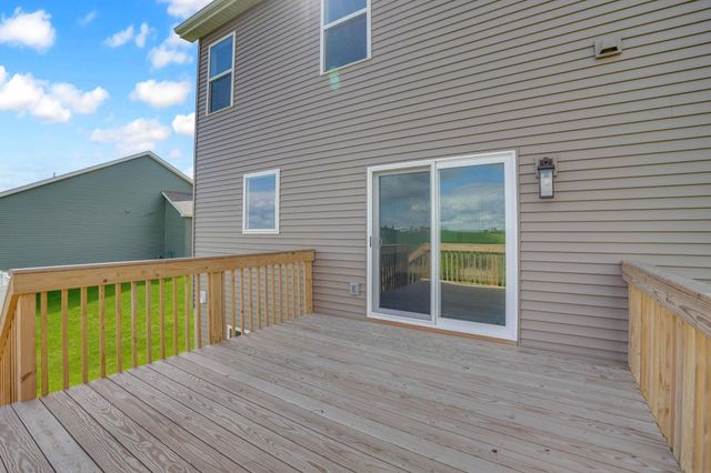 1416 Partridge Lane, Waterloo, IA 50701