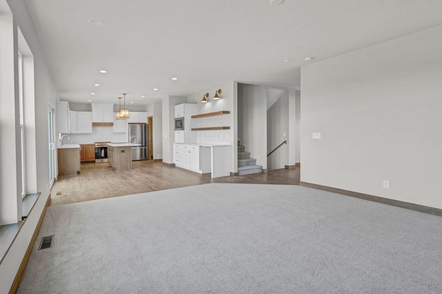 1416 Partridge Lane, Waterloo, IA 50701