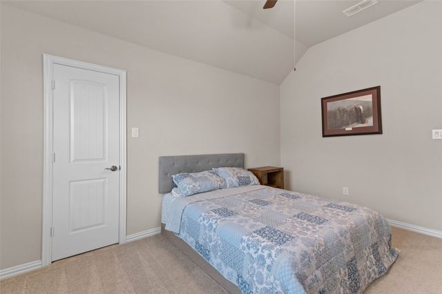 800 Beckington Drive, Shady Shores, TX 76208