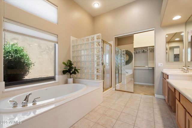 11572 E RUNNING DEER Trail, Scottsdale, AZ 85262
