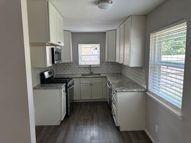 3018 Gardenia Drive, Garland, TX 75041