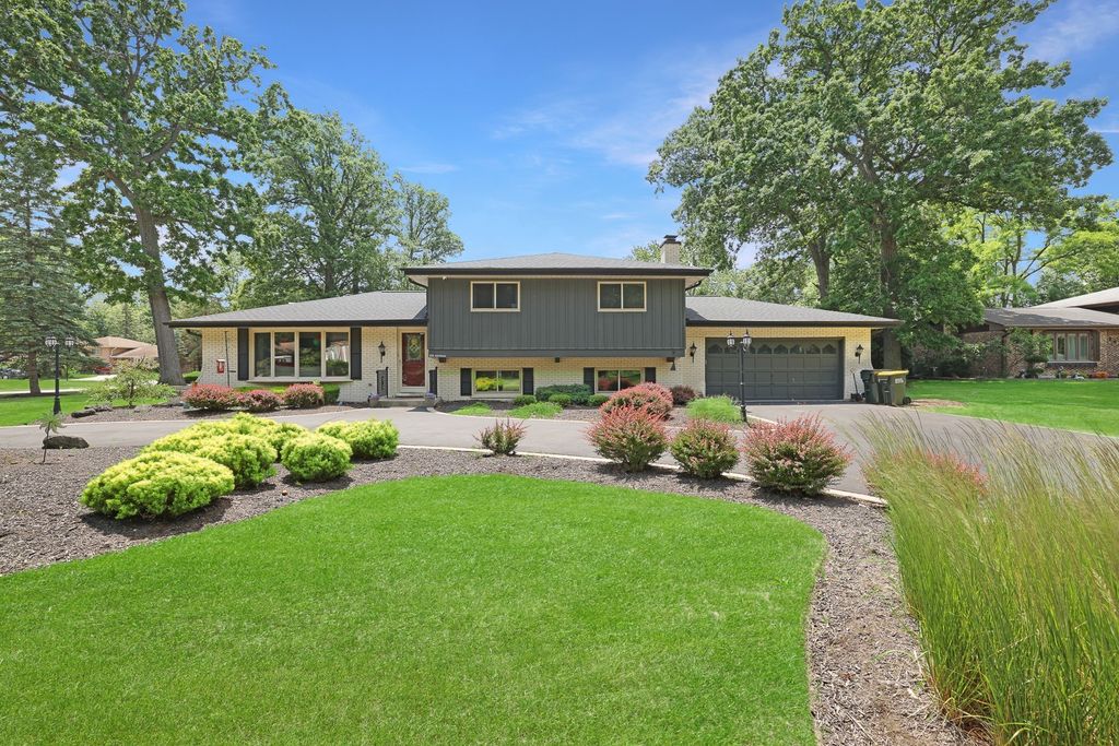 336 S CENTRAL Avenue, Wood Dale, IL 60191