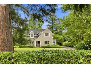 615 Se ANDOVER Pl, Portland, OR 97202