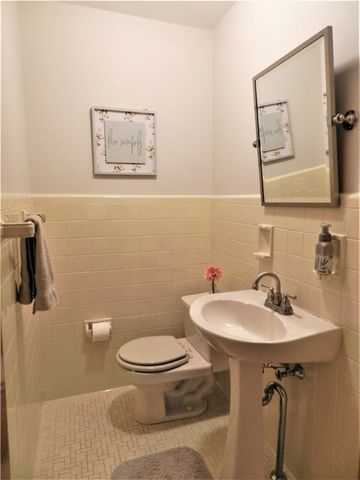 635 Green Street, Southwest Greensburg Boro, PA 15601