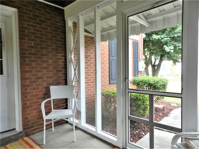 635 Green Street, Southwest Greensburg Boro, PA 15601