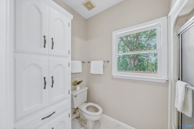 10001 SE Covington Drive, Huntsville, AL 35803